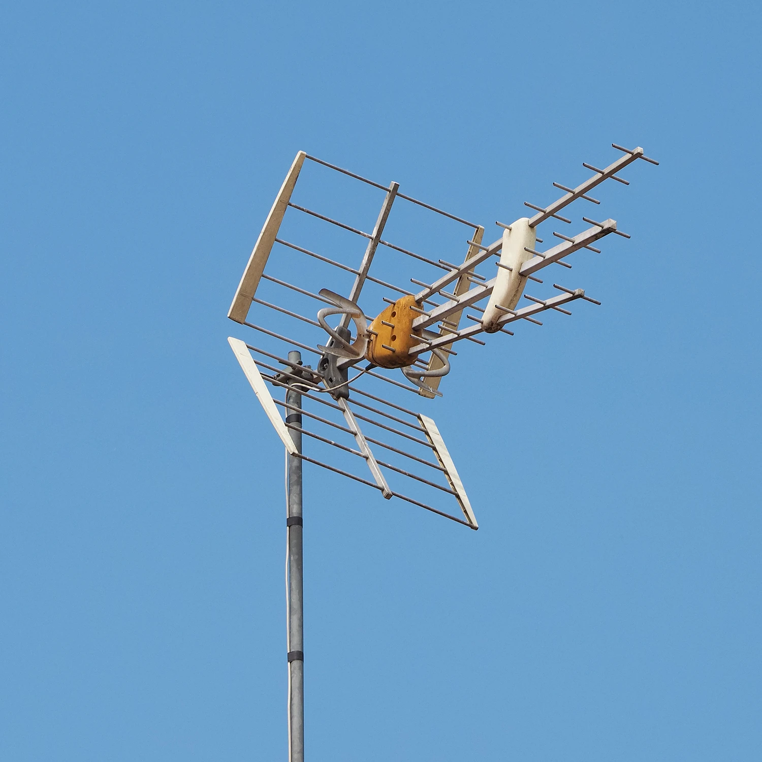 data reception residential